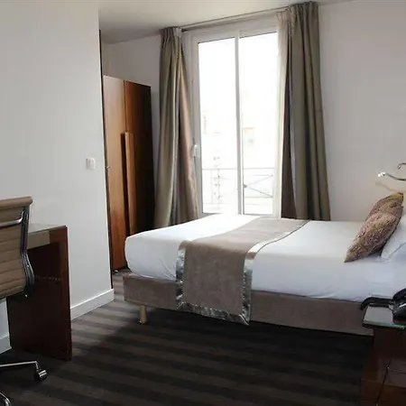 Art Congres Hotell 3*