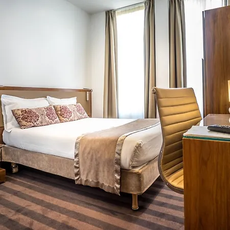 Art Congres Szálloda Párizs